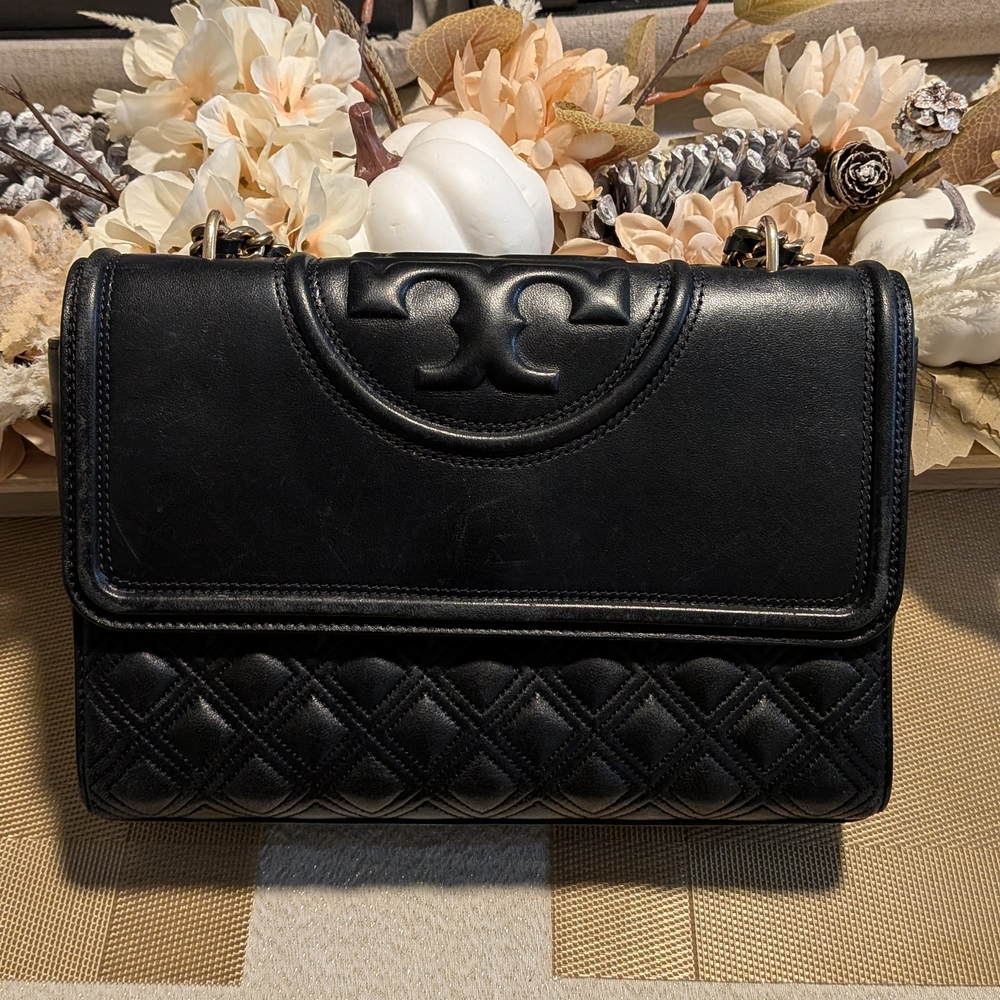 Tory Burch Fleming Convertible Black Quilted Leather Bag - Picture 2 of 3